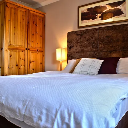 Connemara Sands & 4*