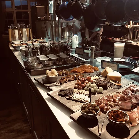 Connemara Sands & 4*