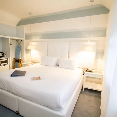 Connemara Sands & 4*