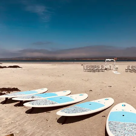 Отель Connemara Sands &