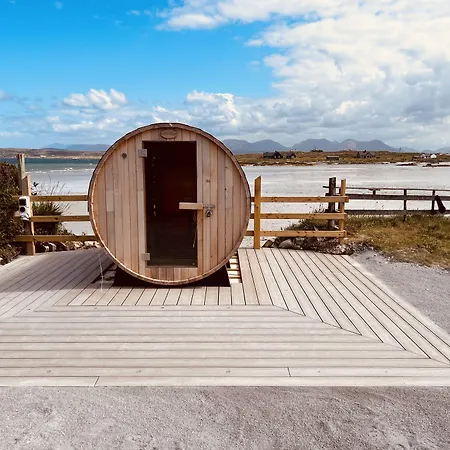 Hotel Connemara Sands &