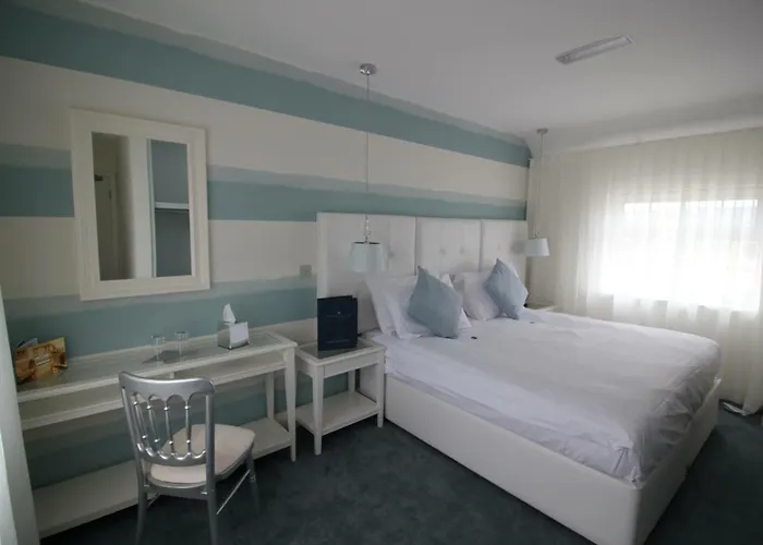 Ξενοδοχείο Connemara Sands & 4*