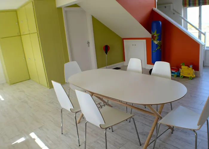 Connemara Sands & Отель Балликоннили